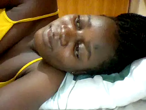 Snapshot of Alessandrajenna chatting on February 13, 5:48 am Alessandrajenna online show from February 13, 5:48 am