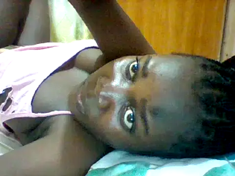 Snapshot of Alessandrajenna chatting on February 26, 9:48 pm Alessandrajenna online show from February 26, 9:48 pm