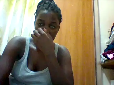 Snapshot of Alessandrajenna chatting on March 19, 12:04 am Alessandrajenna online show from March 19, 12:04 am