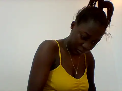 Snapshot of Alessandrajenna chatting on February 15, 6:43 am Alessandrajenna online show from February 15, 6:43 am