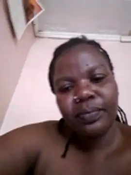 Snapshot of pretty-donna chatting on January 10, 9:33 am pretty-donna online show from January 10, 9:33 am