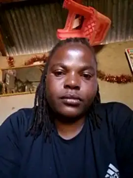 Snapshot of pretty-donna chatting on February 2, 9:08 am pretty-donna online show from February 2, 9:08 am