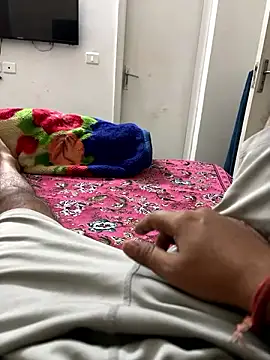 yourheroforfun online show from December 5, 6:55 pm