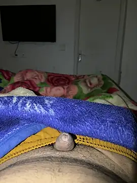 Snapshot of yourheroforfun chatting on February 19, 6:54 pm yourheroforfun online show from February 19, 6:54 pm