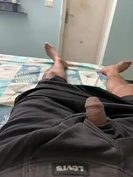 yourheroforfun online show from April 7, 6:41 pm