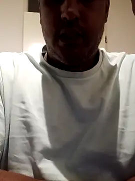 bink1982 online show from February 13, 9:00 pm