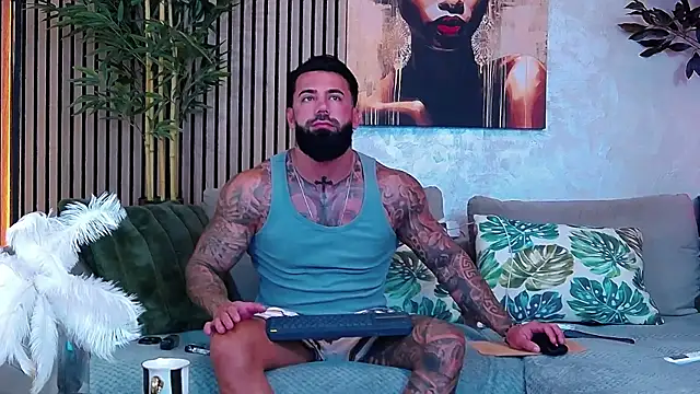Snapshot of masterkingofmusclee chatting on June 24, 3:49 am masterkingofmusclee online show from June 24, 3:49 am