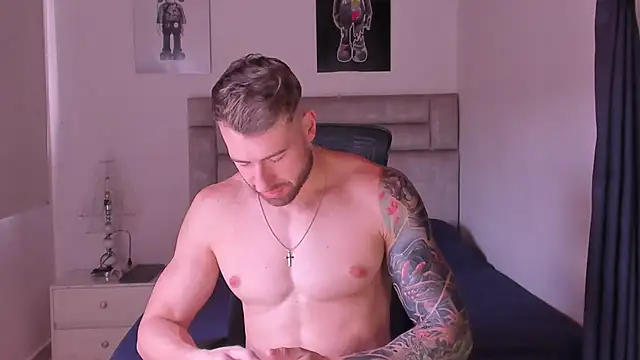 paul rogerr online show from October 29, 6:09 pm