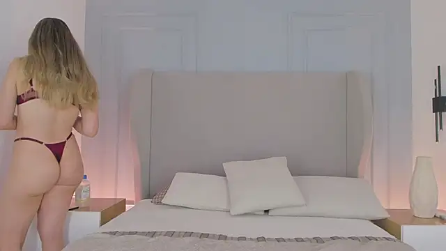 chloe d online show from May 23, 2:10 pm