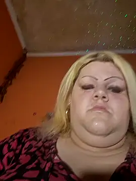 Snapshot of ducicsajsziii chatting on January 9, 4:19 am ducicsajsziii online show from January 9, 4:19 am