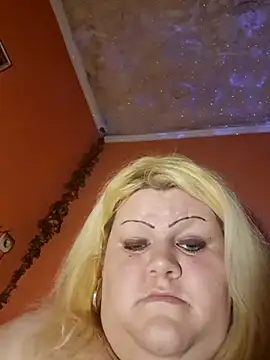 Snapshot of ducicsajsziii chatting on January 9, 7:21 am ducicsajsziii online show from January 9, 7:21 am