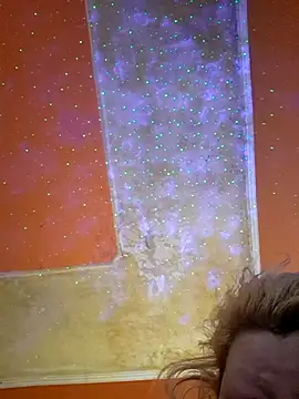 Snapshot of ducicsajsziii chatting on March 22, 2:03 pm ducicsajsziii online show from March 22, 2:03 pm