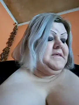 Snapshot of ducicsajsziii chatting on January 10, 9:55 am ducicsajsziii online show from January 10, 9:55 am