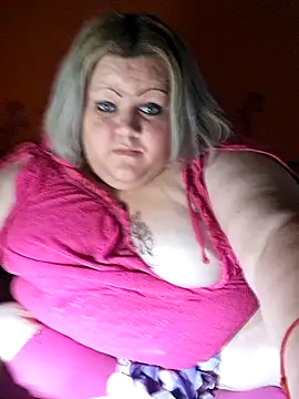 ducicsajsziii online show from February 7, 5:49 pm