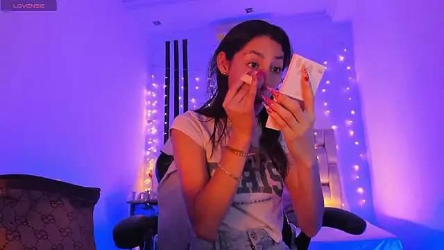 Gorgeous Team online show from February 13, 6:37 pm