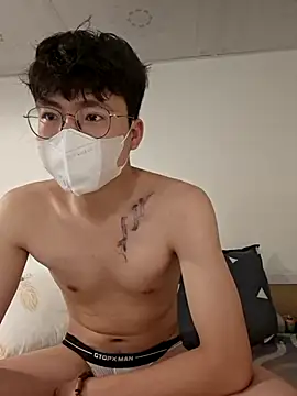 Gwencloudy online show from April 2, 4:21 am