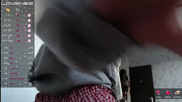 RubyLynxx online show from October 11, 2:04 pm