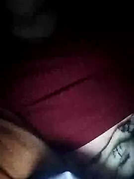 Snapshot of bruna_safadinhaa chatting on January 30, 9:47 am bruna safadinhaa online show from January 30, 9:47 am