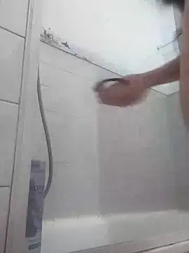 Snapshot of bruna_safadinhaa chatting on February 15, 12:11 pm bruna safadinhaa online show from February 15, 12:11 pm