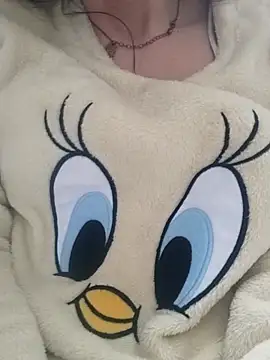 Snapshot of bruna_safadinhaa chatting on March 20, 2:10 pm bruna safadinhaa online show from March 20, 2:10 pm