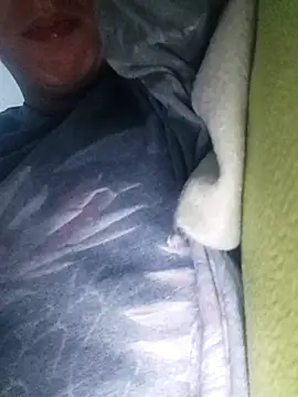 Snapshot of bruna_safadinhaa chatting on March 22, 3:20 am bruna safadinhaa online show from March 22, 3:20 am