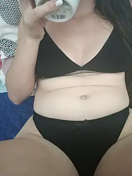 Snapshot of bruna_safadinhaa chatting on September 16, 3:46 pm bruna safadinhaa online show from September 16, 3:46 pm