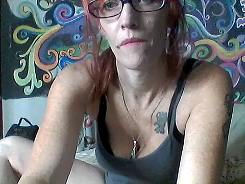 4EyedSluttyGinger online show from May 8, 10:59 pm