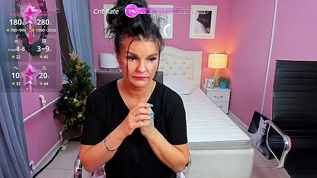 Snapshot of AerysMitch chatting on December 7, 3:19 pm AerysMitch online show from December 7, 3:19 pm