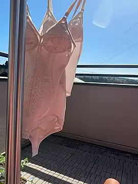 TYTYTYTY130130 online show from April 12, 4:50 am