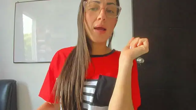 squirttati33 online show from February 9, 4:11 pm