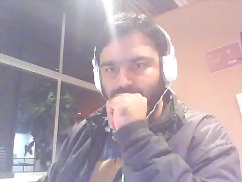 JohnBond009 online show from April 15, 7:58 pm