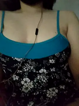 Snapshot of pinaxpack1 chatting on October 28, 4:49 am pinaxpack1 online show from October 28, 4:49 am