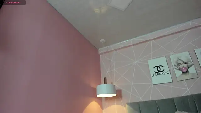 dolly zoe online show from October 11, 1:38 am