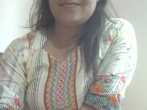 Snapshot of shekira99 chatting on February 16, 4:08 am shekira99 online show from February 16, 4:08 am