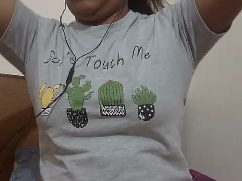 Snapshot of shekira99 chatting on February 24, 2:26 pm shekira99 online show from February 24, 2:26 pm