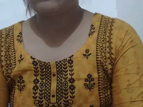 Snapshot of shekira99 chatting on February 27, 3:12 pm shekira99 online show from February 27, 3:12 pm