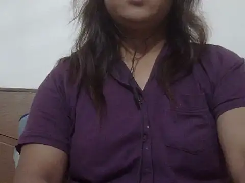 Snapshot of shekira99 chatting on February 28, 2:18 pm shekira99 online show from February 28, 2:18 pm