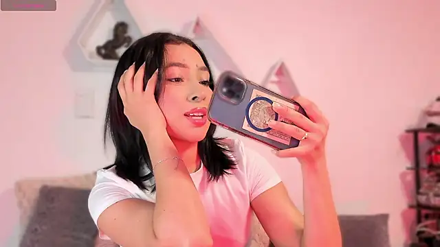 valerycolins online show from February 27, 3:39 am