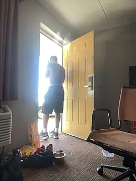 Stressreliever82 online show from April 7, 9:26 pm