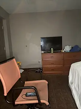 Stressreliever82 online show from April 15, 7:58 pm