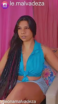 leonasafira online show from June 28, 11:38 am