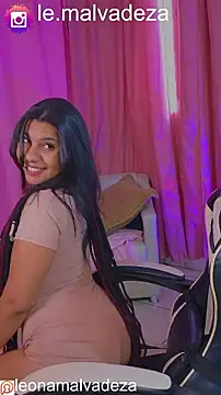 leonasafira online show from July 3, 11:27 am