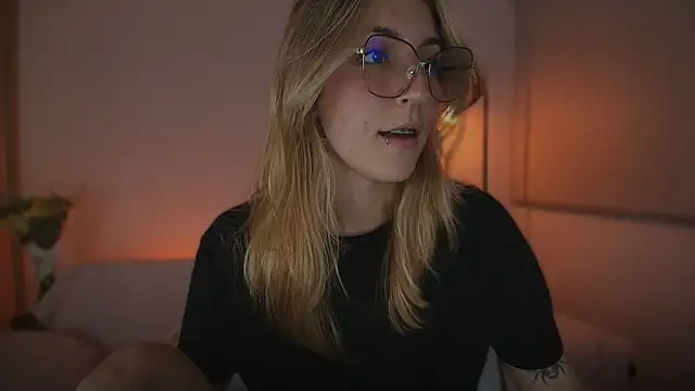 Snapshot of Dakotaa_ chatting on September 21, 4:14 am Dakotaa  online show from September 21, 4:14 am