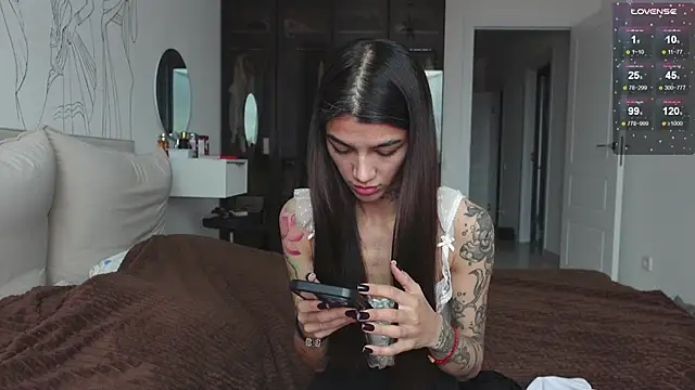 vinkitinkii online show from October 30, 7:32 am