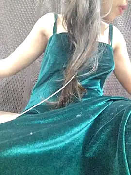 Snapshot of Roshni_98 chatting on February 20, 5:23 am Roshni 98 online show from February 20, 5:23 am