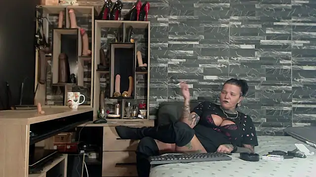 Mistress Miry online show from December 6, 7:43 am