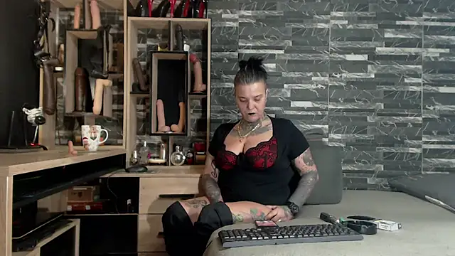 Mistress Miry online show from January 14, 5:30 am