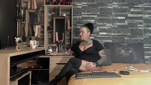 Mistress Miry online show from January 29, 1:05 am