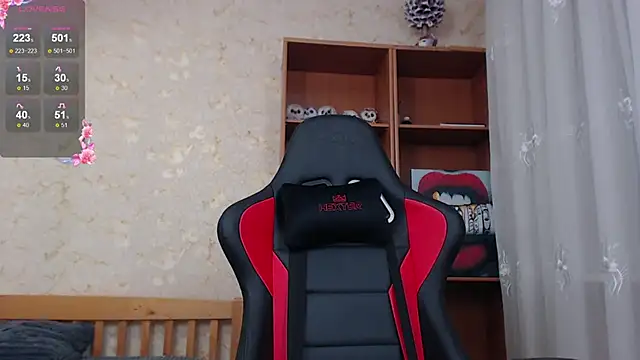 JuicyJess online show from March 16, 8:13 pm