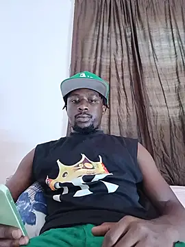 Snapshot of Hornny_Phrase chatting on July 6, 10:45 am Hornny Phrase online show from July 6, 10:45 am